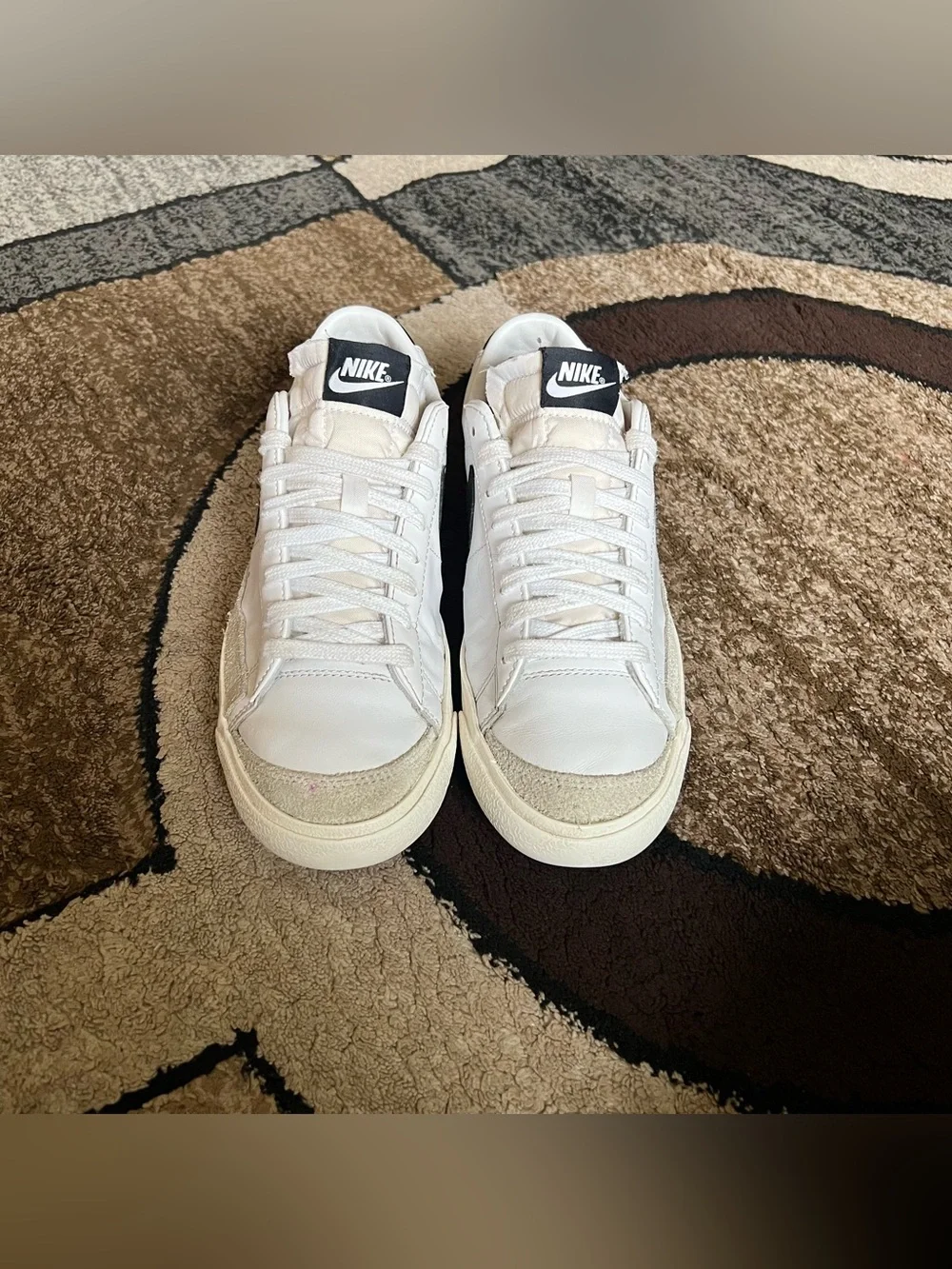 Women’s Nike Blazer Low '77 Vintage sneakers Size 8.5